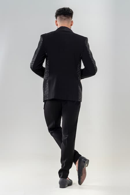 Amrit Dawani Cut Dana Embellished Tuxedo Set 