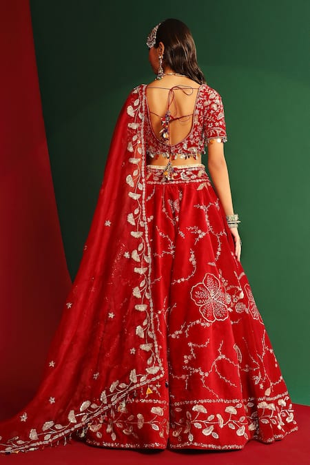 Shop_Mahima Mahajan_Red Velvet Embroidery Thread Sweetheart Neck Hena Bridal Lehenga Set _at_Aza_Fashions