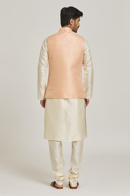 Samyukta Singhania Floral Motif Peach Bundi 