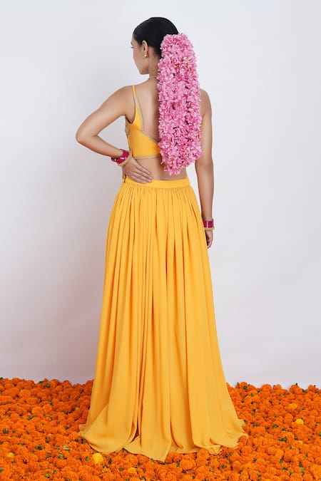 Rashi Jain Kiran Embroidered Blouse Gharara Set 