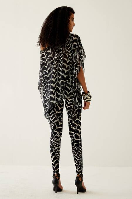 Shop Payal Jain Black Chiffon Abstract Pattern Straight Short Kaftan at Aza Fashions Shop_Payal Jain_Black Chiffon Abstract Pattern Straight Short Kaftan_at_Aza_Fashions