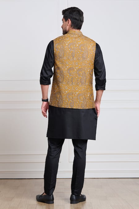 Taroob Yellow Embroidered Pashmina Bundi 