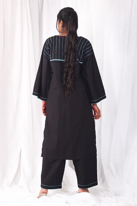 Shop Khat Black Poplin, Cotton Embroidery V-neck Stitch Line Kurta Set at Aza Fashions Shop_Khat_Black Poplin, Cotton Embroidery V-neck Stitch Line Kurta Set _at_Aza_Fashions
