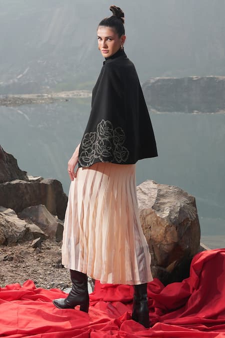 Neiza By Neeti Seth Floral Zari Embroidered Cashmere Wool Cape 