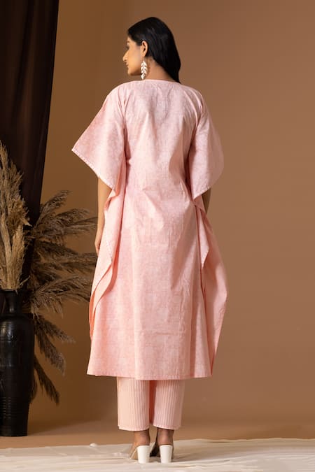 Shop Abbaran Pink Cotton Round Neck Floret Print Kaftan And Palazzo Set at Aza Fashions Shop_Abbaran_Pink Cotton Round Neck Floret Print Kaftan And Palazzo Set _at_Aza_Fashions