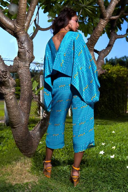 Shop Babita Malkani Blue Crepe Embroidery V-neck Corded Top And Culottes Set at Aza Fashions Shop_Babita Malkani_Blue Crepe Embroidery V-neck Corded Top And Culottes Set_at_Aza_Fashions