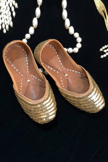 Shop Cilwana Studio Gold Sequin Embroidered Juttis at Aza Fashions Shop_Cilwana Studio_Gold Sequin Embroidered Juttis_at_Aza_Fashions