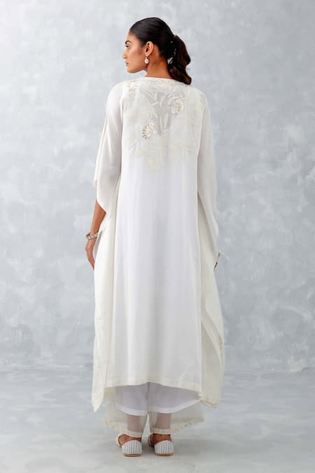 Devnaagri Thread & Pittan Embroidered Kaftan & Pant Set 