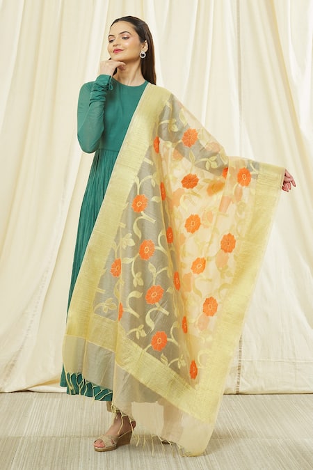 Naintara Bajaj Floral Pattern Dupatta with Fringe Hem 