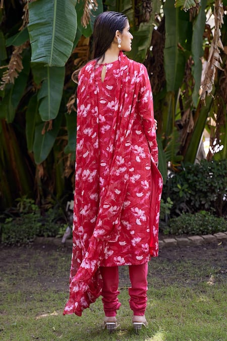 Shop Atelier Shikaarbagh Red Organza, Satin Embroidery Round Neck Yoke Kurta Churidar Set at Aza Fashions Shop_Atelier Shikaarbagh_Red Organza, Satin Embroidery Round Neck Yoke Kurta Churidar Set _at_Aza_Fashions