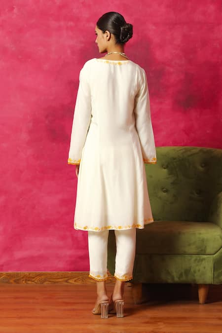 Shop Dohr India White Silk, Chanderi, Organza Embroidery, Lace Nargis Kalidar Kurta Pant Set at Aza Fashions Shop_Dohr India_White Silk, Chanderi, Organza Embroidery, Lace Nargis Kalidar Kurta Pant Set _at_Aza_Fashions