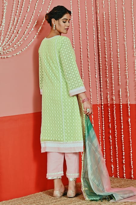 Shop Myaara Green Cotton, Organza Embroidery, Lace Split V-neck Kurta Set at Aza Fashions Shop_Myaara_Green Cotton, Organza Embroidery, Lace Split V-neck Kurta Set _at_Aza_Fashions