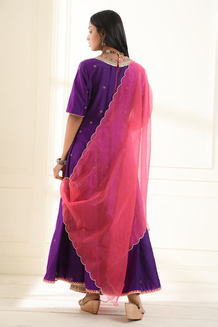 Shop Omana By Ranjana Bothra Purple Chanderi, Organza Embroidery V-neck Mastaani Placket Anarkali Set at Aza Fashions Shop_Omana By Ranjana Bothra_Purple Chanderi, Organza Embroidery V-neck Mastaani Placket Anarkali Set _at_Aza_Fashions