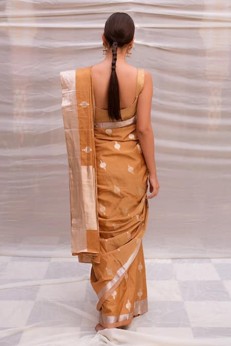 Priyanka Raajiv Gold Banarasi Silk Tissue Floral Sharmishtha Saree Online at Aza Fashions Priyanka Raajiv_Gold Banarasi Silk Tissue Floral Sharmishtha Saree _Online_at_Aza_Fashions