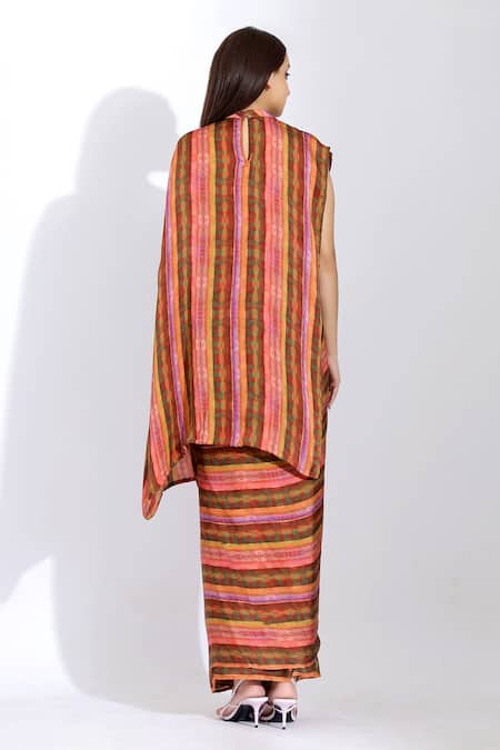Studio Surbhi Printed Pre-Stitched Saree With Blouse 