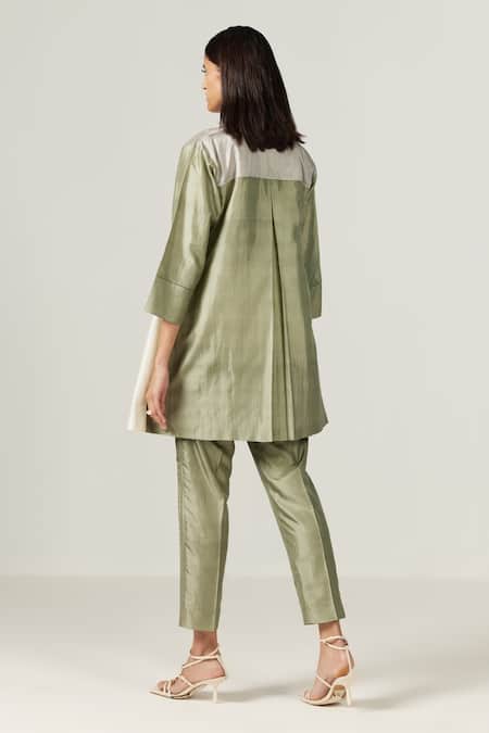Shop_Febo6_Green Silk Embroidery Open Neck Dome Trichromatic Jacket With Pant _at_Aza_Fashions