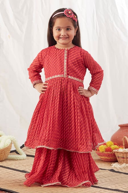 Shop Vivedkids Red Chiffon Gota Patti, Sequins, Stripe Pattern Peplum Top And Lehenga Set at Aza Fashions Shop_Vivedkids_Red Chiffon Gota Patti, Sequins, Stripe Pattern Peplum Top And Lehenga Set _at_Aza_Fashions