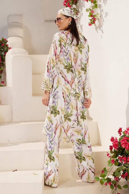 Shop Reynu Taandon White Crepe Gota Patti Round Neck Floral Print High-low Top And Pant Set at Aza Fashions Shop_Reynu Taandon_White Crepe Gota Patti Round Neck Floral Print High-low Top And Pant Set _at_Aza_Fashions