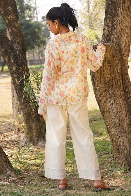 Shop_Dhaari_Off White Handloom Cotton, Silk Embroidery V-neck, Hand Painted Choga With Top _at_Aza_Fashions