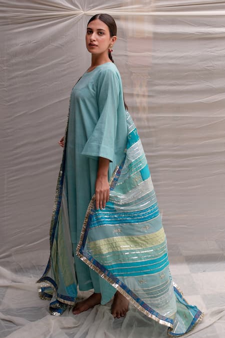 Priyanka Raajiv Blue Silk, Cotton, Tissue, Satin, Brocade, Maheshwari Embroidered Dupatta Online at Aza Fashions Priyanka Raajiv_Blue Silk, Cotton, Tissue, Satin, Brocade, Maheshwari Embroidered Dupatta _Online_at_Aza_Fashions
