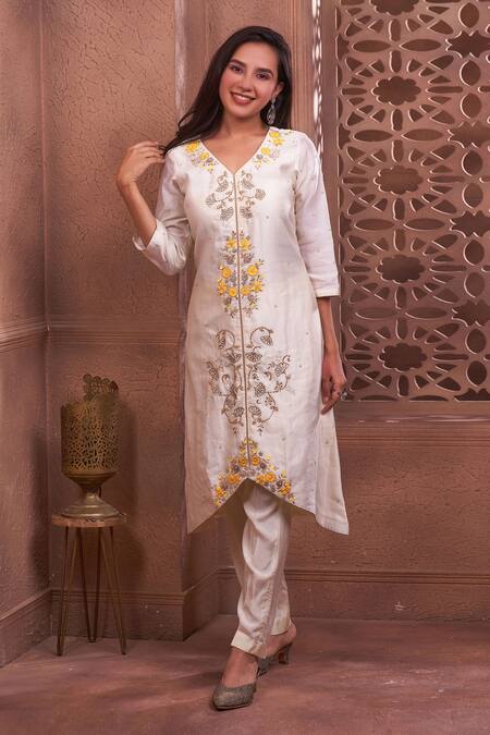 Shop Geetika Jain Ivory Chanderi, Viscose, Organza Pearls, Zari, Embroidery Floral Kurta Set at Aza Fashions Shop_Geetika Jain_Ivory Chanderi, Viscose, Organza Pearls, Zari, Embroidery Floral Kurta Set_at_Aza_Fashions