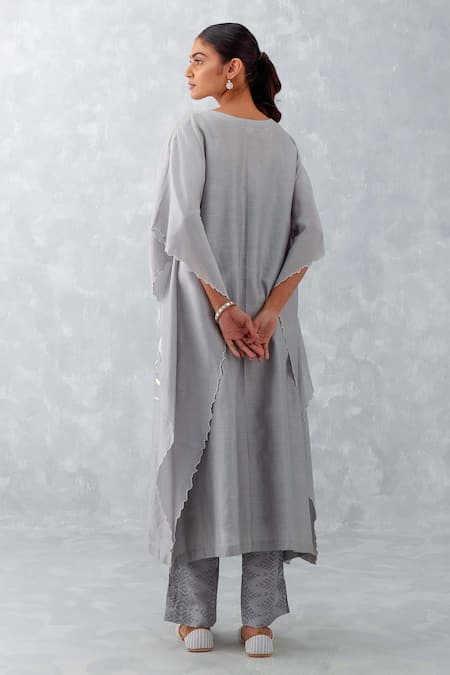 Devnaagri Embroidered Grey Kaftan Set 