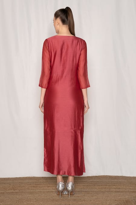 Shop Amrta By Guneet Kondal Pink Cotton, Silk, Viscose Beads, Zari V-neck Sequin Embroidered Dress at Aza Fashions Shop_Amrta By Guneet Kondal_Pink Cotton, Silk, Viscose Beads, Zari V-neck Sequin Embroidered Dress _at_Aza_Fashions