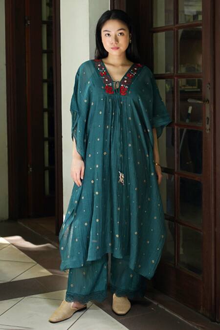 Shop Baju Green Chanderi Cotton, Silk Beads, Embroidery Hand Printed Kaftan With Inner at Aza Fashions Shop_Baju_Green Chanderi Cotton, Silk Beads, Embroidery Hand Printed Kaftan With Inner_at_Aza_Fashions