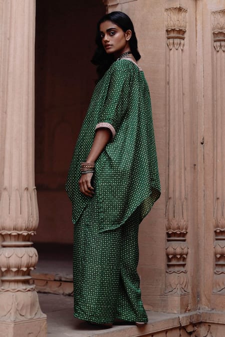 Shop Avacara Green Silk, Cotton Embroidery V-neck Hand Block Print Kaftan With Pant at Aza Fashions Shop_Avacara_Green Silk, Cotton Embroidery V-neck Hand Block Print Kaftan With Pant _at_Aza_Fashions