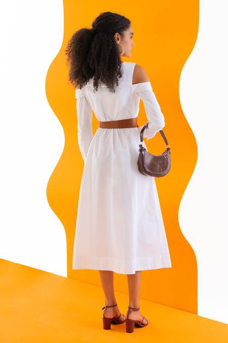 Shop NOTEBOOK White Cotton Poplin Plain Double Collar Parker Solid Shirt Dress at Aza Fashions Shop_NOTEBOOK_White Cotton Poplin Plain Double Collar Parker Solid Shirt Dress _at_Aza_Fashions
