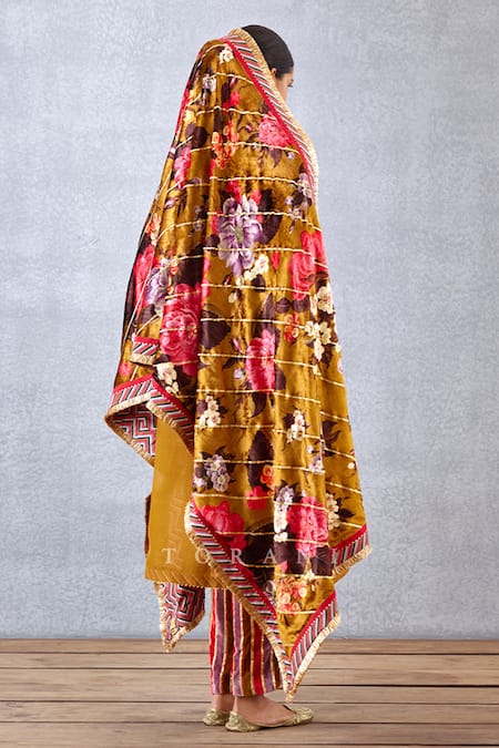 Shop Torani Yellow Velvet And Crepe Digital Print, Gota Aftaabi Malika Doshala at Aza Fashions Shop_Torani_Yellow Velvet And Crepe Digital Print, Gota Aftaabi Malika Doshala_at_Aza_Fashions