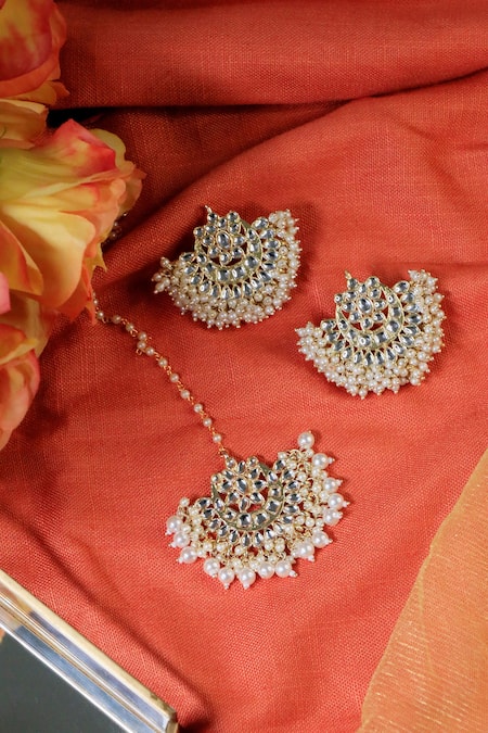 Buy_Ishhaara_Gold Plated Pearls, Diamonds Kundan Chandbalis Set _Online_at_Aza_Fashions
