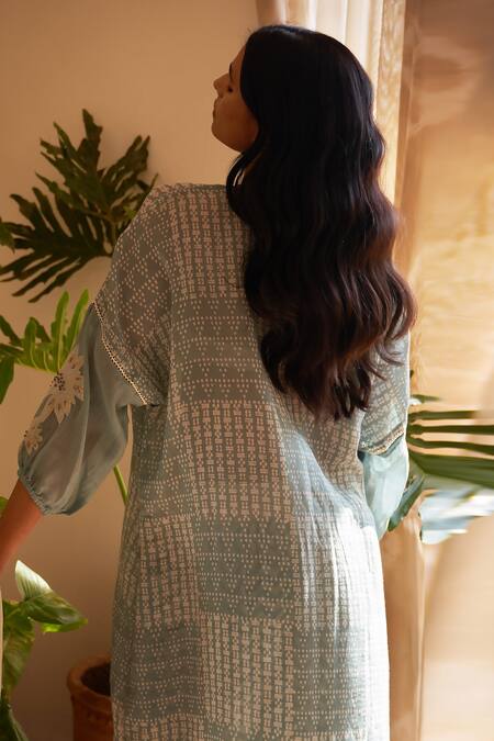 Shop Rekha Agra Blue Handloom , Sequins Geometric Print Chanderi Kimono And Pant Set at Aza Fashions Shop_Rekha Agra_Blue Handloom , Sequins Geometric Print Chanderi Kimono And Pant Set _at_Aza_Fashions
