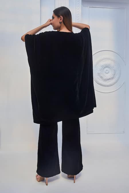 Shop_MONK & MEI BY SONIA ANAND_Blue Round Neck Geometric Velvet Kaftan And Pant Set _at_Aza_Fashions