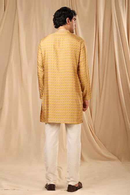 Shop Masaba Beige Raw Silk Printed Wallflower Short Kurta at Aza Fashions Shop_Masaba_Beige Raw Silk Printed Wallflower Short Kurta_at_Aza_Fashions