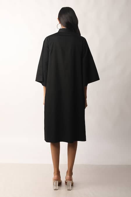 Veera Wear Bell Sleeve Solid Side Pocketed Dress 