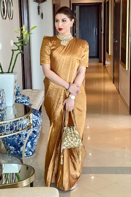 Shop Sheela Suthar Gold Handloom Cotton Arka Handwoven Zari Tissue Saree With Running Blouse at Aza Fashions Shop_Sheela Suthar_Gold Handloom Cotton Arka Handwoven Zari Tissue Saree With Running Blouse _at_Aza_Fashions