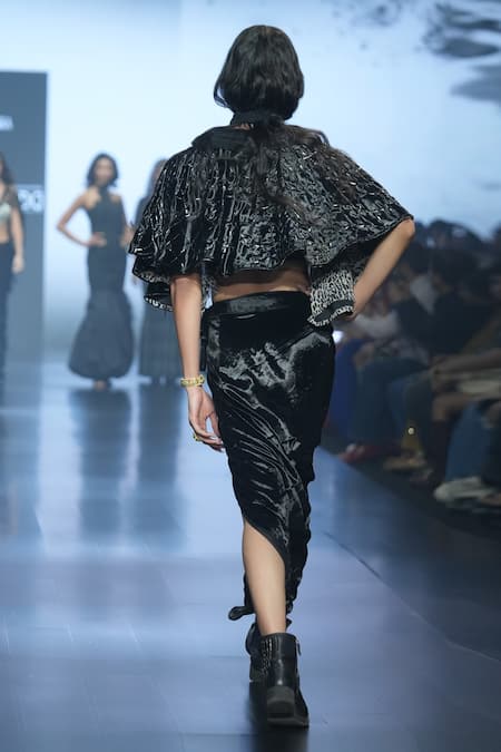 Rina Dhaka Velvet Dhoti Skirt Set With Embroidered Cape 