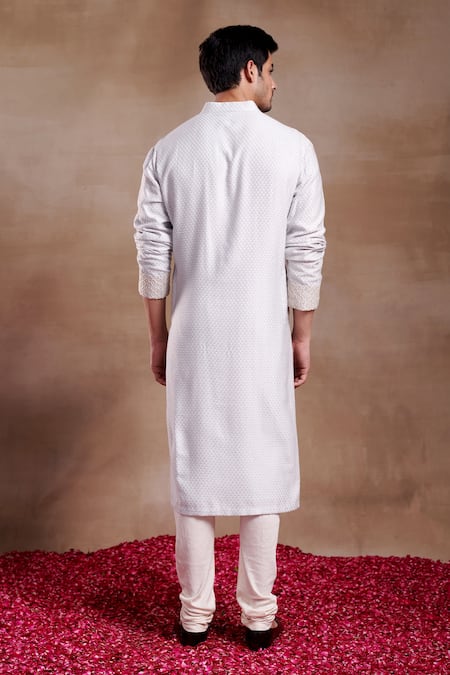 Shop SHASHA GABA Blue Polyamide Embroidery Kuvam Border Kurta at Aza Fashions Shop_SHASHA GABA_Blue Polyamide Embroidery Kuvam Border Kurta _at_Aza_Fashions