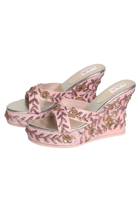 Shop Fuchsia by aashaka mehta Pink Zari, Embroidery Silk Royal Bride Wedges And Clutch Set at Aza Fashions Shop_Fuchsia by aashaka mehta_Pink Zari, Embroidery Silk Royal Bride Wedges And Clutch Set _at_Aza_Fashions