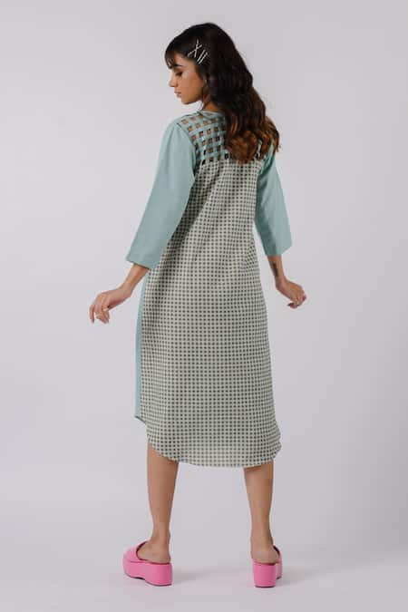 Shop Tussah By Siddhi Shah Green Cotton Bows Round Neck Contrast Detail Dress at Aza Fashions Shop_Tussah By Siddhi Shah_Green Cotton Bows Round Neck Contrast Detail Dress _at_Aza_Fashions