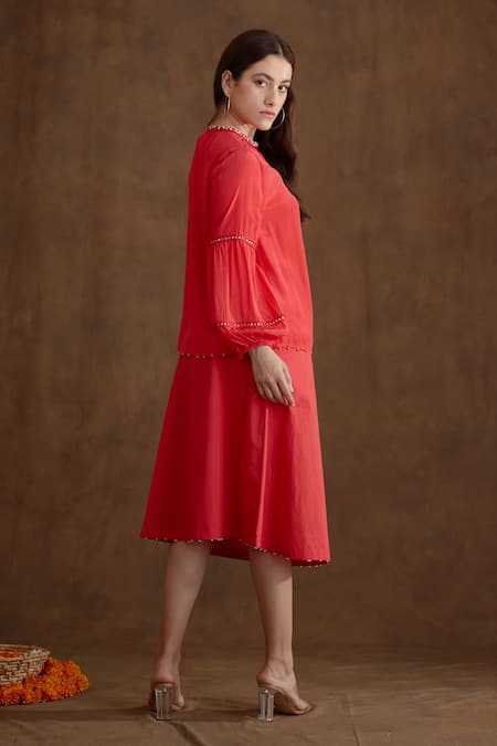 Nikasha Embroidered Round Collar Shirt 