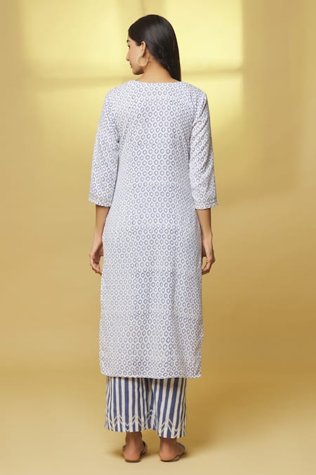 Shop Kalakaari By Sagarika White Cotton, Kota Doria Embroidery Round Neck Floral Print Straight Kurta Set at Aza Fashions Shop_Kalakaari By Sagarika_White Cotton, Kota Doria Embroidery Round Neck Floral Print Straight Kurta Set _at_Aza_Fashions