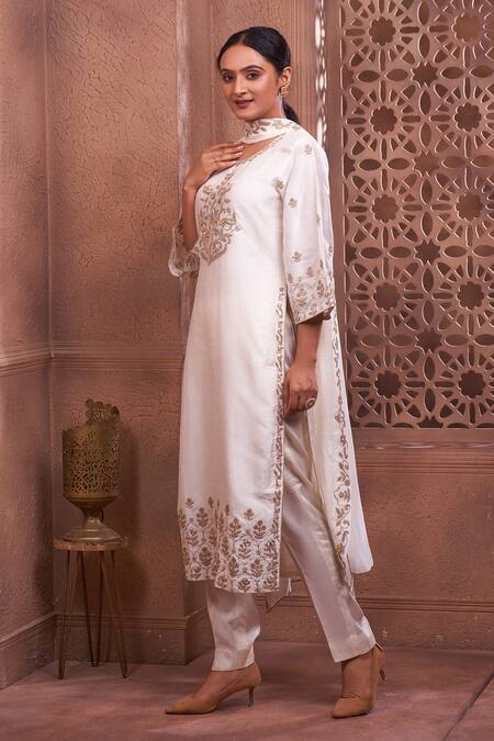 Geetika Jain Dori & Dabka Embroidered Kurta Set 