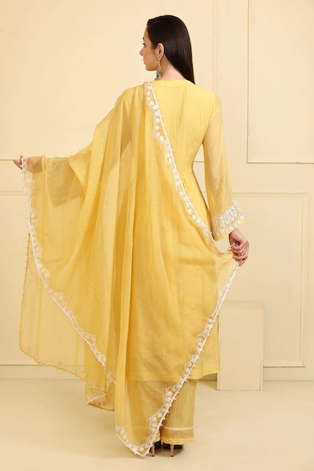 Neha Khullar_Yellow Chanderi Silk, Cotton, Muslin Embroidery, Pearls V-neck Kurta Set _Online_at_Aza_Fashions