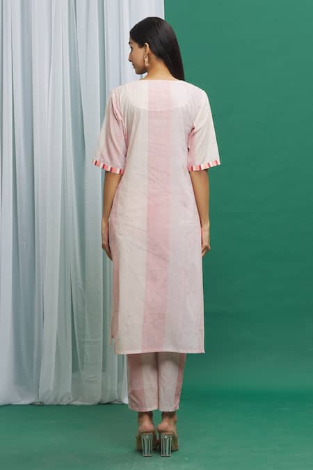 Shop Banana Labs Pink Cotton Tassels Round Neck Hand Block Print Kurta Set at Aza Fashions Shop_Banana Labs_Pink Cotton Tassels Round Neck Hand Block Print Kurta Set _at_Aza_Fashions