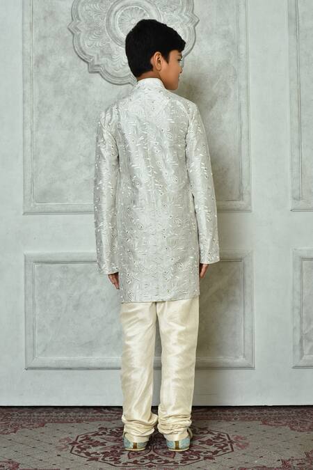 Shop Petite Pomme Off White Silk Embroidery Botanic Kurta at Aza Fashions Shop_Petite Pomme_Off White Silk Embroidery Botanic Kurta _at_Aza_Fashions