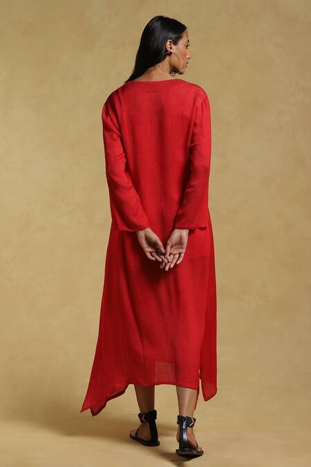 Shop Ritu Kumar Red Crimp Satin V Neck Asymmetric Kurta at Aza Fashions Shop_Ritu Kumar_Red Crimp Satin V Neck Asymmetric Kurta_at_Aza_Fashions