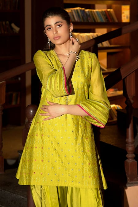Shop Deep Thee Green Handloom Cotton, Satin Zari, Resham Short Kurta And Tulip Pant Set at Aza Fashions Shop_Deep Thee_Green Handloom Cotton, Satin Zari, Resham Short Kurta And Tulip Pant Set _at_Aza_Fashions