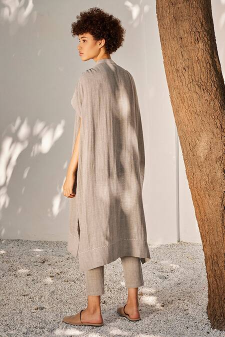 Shop Kharakapas Grey Cotton Embroidery Mandarin One Last Time Hem Tunic And Trouser Co-ord Set at Aza Fashions Shop_Kharakapas_Grey Cotton Embroidery Mandarin One Last Time Hem Tunic And Trouser Co-ord Set_at_Aza_Fashions